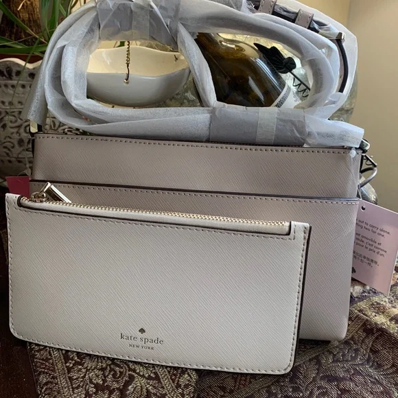 SOLD⛔️Authentic Kate Spade Saffiano leather top zip Crosby w large card holder - Picture 7 of 15